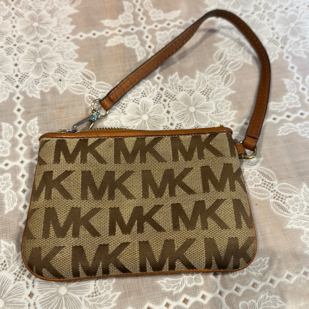 Michael kors mini